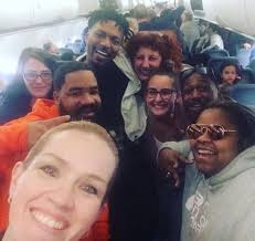 Happy Anniversary to my mom and dad, i'm kinda sad she isn't here to say  so. Even tho she isn't here i could feel her love.