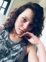 Mia Gould's Instagram, Twitter & Facebook