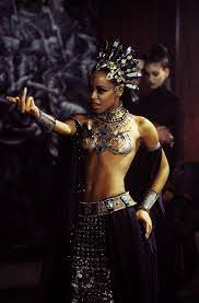 The vampire chronicles (1994), the vampire lestat becomes a rock star whose music wakes up the equally beautiful and monstrous queen of all vampires. Queen Of The Damned Rip Aaliyah The Queen Of The Night Facebook