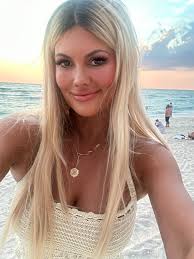 Perfect night Friday celebrating Holland's Godmother's birthday…  Spectacular sunset, delicious dinner, dancing & nonstop laughs… ✨