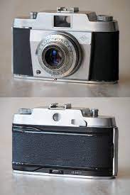 This folding camera first came on the market as the isorette (jsorette) but the name changed to isolette (jsolette) quite soon. Alte Analoge Agfa Kamera Foto Bild Analog Alt Historisch Bilder Auf Fotocommunity