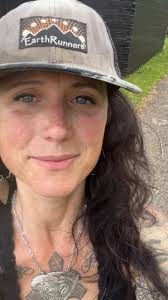 Yesterday in #Carnegie #PA 💖 Nothing I love more than an entire building,  car full of paint, and a warm breezy day. Great way to start my annual trip  creating murals and teaching mural arts through ...