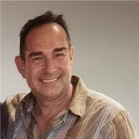 Wayne Strauss's Instagram, Twitter & Facebook