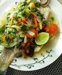 Resipi ikan siakap rebus ala stim halia (tanpa limau). Facebook