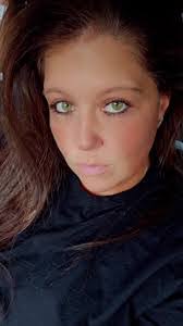 Jessica Fabian's Instagram, Twitter & Facebook