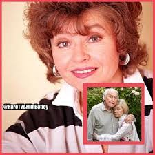 Vicky Bartram's Instagram, Twitter & Facebook