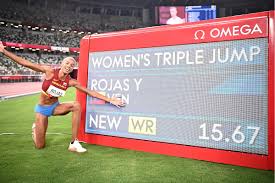 La venezolana yulimar rojas, la gran estrella actual del triple salto femenino, tiene en su punto de mira batir el récord del mundo y el viernes tiene una nueva oportunidad, en la segunda etapa de la liga de diamante, en doha, marcada también por el enfrentamiento entre el local abderrahman samba y rai benjamin en 400 m vallas. N0tuy94rynl0cm
