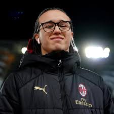 Save big on glasses online at glassesusa.com. Cdlss93 Laxalt Acmilan Acmilan1899 Acm Alwaysacmilan Weareacmilan Followme Forzamila