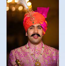 ARISTOCRATS OF INDIA | Raja Vikramaditya Singh of Bushahr State Born on  17th October 1989 as the son of Raja Virbhadra Singh and Rani Pratibha  Kumari (daughter... | Instagram