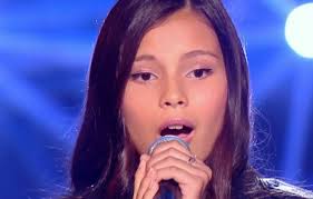 Bien connue des vernonnais, lola dentellya se définit comme une chanteuse de rue, réaliste et burlesque. Tinalei N Ira Pas En Finale De La France A Un Incroyable Talent Radio1 Tahiti