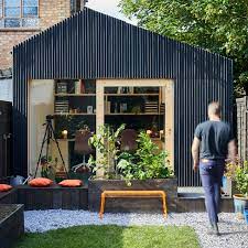 Während die einen an ein ferienhaus in den bergen denken, fühlen sich die anderen an eine finnische. Gartenhaus In Gartenhausfabrik Kaufen 150 Gartenhausfabrik De Online Shop Ideen In 2021 Holzgarage Saunahaus Haus Dann Ist Lugarde Der Richtige Ort Fur Sie