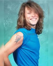 I've been running, always running never have both feet on the floor i've been running, always running, now i'm not runnning. Woow Jonbonjovi Hot Bon Jovi Jon Bon Jovi Bon Jovi Always