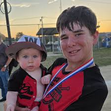 Visitors from across North America traded traditional winter scenes for  sand and surf this Christmas Eve, as Central Florida's beaches drew holiday  crowds seeking warmth and sunshine. 🔗 to the full story