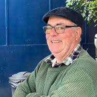 30+ "Hugo White" profiles