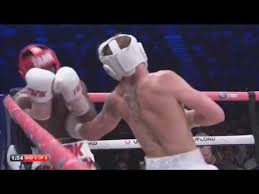 Youtubers deji and jake paul served up a ferocious fight at the manchester arena. Video Jake Paul Knocks Out Deji In Youtube Boxing Match