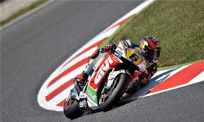 So motorcycle lean angle is not equal for every segment of motorcycle. European Motorcycle Diaries Photo Stefan Bradl Motogp Lean Angle Racing Bikes Motogp European Motorcycles