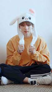 Inilah orangtua para anggota bts, ibunya jungkook bening banget, pantes anaknya ganteng abis! Pin On Jeon Jungkook