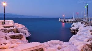 Ice And Snow Around Geneva Lake In Nernier France Haute Savoie Department Lac Leman Lac Photos De Lacs