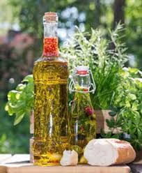 Fresh Oregano Oil Olive Grape Put The Crushed Oregano Inside The Jar And Cover Warm Oil Microwave 1 M Oregano Oil Oregano Oil Benefits How To Dry Oregano