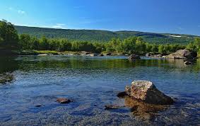 This is the southernmost section of the kungsleden walking trail. Ammarnas Guidecenter Ab