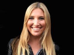 Corinne Wolfe's Instagram, Twitter & Facebook