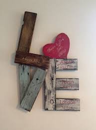 Unique Reclaimed Wood Love Sign Pallet Crafts Design Crafts Wood Crafts