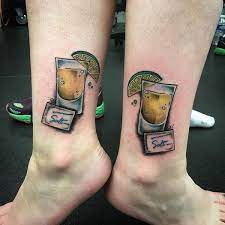 Les Meilleurs Tatouages D Amis Pour De Vrais Bff Club Tatouage Matching Friendship Tattoos Matching Tattoos Friendship Tattoos
