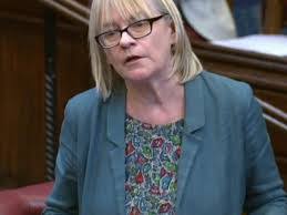 Jane Bonham's Instagram, Twitter & Facebook