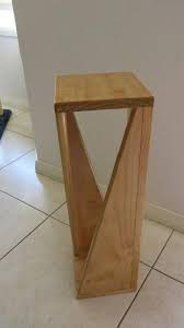Teal Accent Chairs In Living Room In 2020 Diy Side Table Wooden Table Diy Wood Table Diy