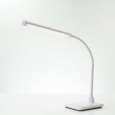 With the 2 unique flex points, you can swiftly direct the light exactly where you need it. Daylight Slimline 3 Led Floor Lamp U35118