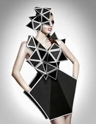 Avant Garde Cubism Using Geometircal Shapes To Create This Dress And Head Piece C 2015 Origami Fashion Architecture Fashion Geometric Fashion