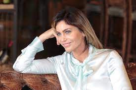 Net tv se corre del entretenimiento y se vuelca al periodismo, mientras moria pasea con su amor en europa, mazzocco la reemplaza en incorrectas. Karina Mazzocco La Mujer Que Libero Los Tabues Sexuales En Tv Infobae