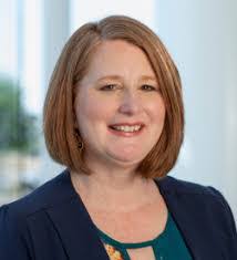 Kelly Kemp's Instagram, Twitter & Facebook