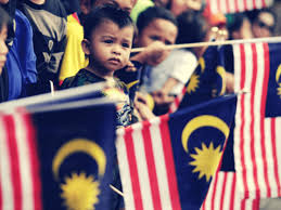 Jumlah penduduk malaysia pada suku tahun ketiga 2020 dianggarkan seramai 32.69 juta orang, meningkat 0.4 peratus berbanding suku tahun ketiga pada tiga negeri yang mencatatkan komposisi penduduk tertinggi pada suku tahun ketiga tahun ini ialah selangor (20.0 peratus) diikuti sabah (12.0. Jumlah Penduduk Malaysia 2021 Perbandingan Kaum Umur Jantina