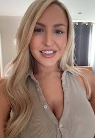 Emma Goddard's Instagram, Twitter & Facebook