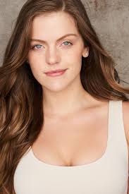 Carolyn Samuelson's Instagram, Twitter & Facebook