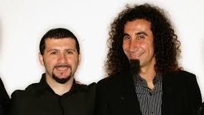 Последние твиты от serj tankian (@serjtankian). System Of A Down Serj Tankian Kritisiert Anfeindungen