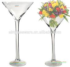 Beach themed martini glass centerpiece these simple seashore decorations will run you less than $5 a piece, when you make a batch of a dozen at a time crisa grande martini glass 52.8oz / 1.5ltr | giant martini glass, large handmade martini glass, sharing cocktail glass, punch bowl martini. Best Seller Long Stem Giant Martini Glass Vase For Home Decoration Buy Giant Martini Glass Vase Long Stem Glass Vase Home Decoration Glass Vases Product On Alibaba Com