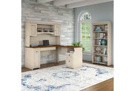 The corner computer desk fits nicely in a corner and maximizes your home office workspace perfectly. Bush Fairview L Shaped Desk With Hutch And Bookcase Value City Furniture Desk Hutch Sets