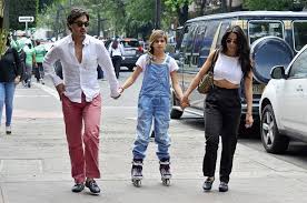 Últimas noticias, fotos, y videos de bárbara de regil las encuentras en trome.pe. Barbara De Regil Su Hija Y Fernando Schoenwald Son Practicamente Una Familia Rotativo De Queretaro