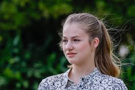 La princesa Leonor podría no seguir los pasos del rey Felipe: los planes  para su futuro académico