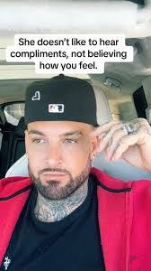 Robin Evenson's Instagram, Twitter & Facebook