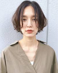 ボブで垢抜け女子に 今っぽヘアスタイルをhair編集部がリサーチ hair ヘアスタイリング 伸ばしかけ ボブ 美人 ボブ