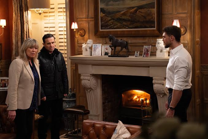 4 Emmerdale spoilers: Kim and Joe Tate stunned by Graham Foster's return |  Radio Times