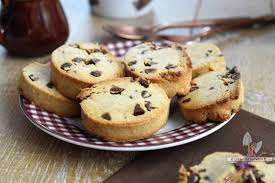 Sables A La Farine De Chataigne Noisette Et Chocolat Biscuits