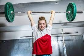 Nina sterckx, nog altijd maar 19, maakt zaterdag haar debuut op de olympische spelen, als gewichthefster. Nina Sterckx Na Een Jaar Zonder Competitie Ik Zou Heel Gra Het Nieuwsblad Mobile