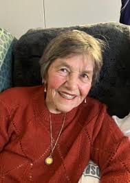 Our beautiful, kind and gentle Mum, Nana and great Grandmother Heather Power  passed away this week. She was a blessing in all our lives. We are  surrounded with lots of love . 💜