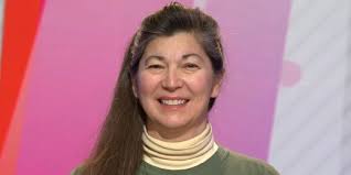 Son: 'Mom looks hot' with new makeover