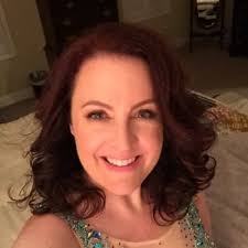 Amy Lennon Queen (@amy_l_queen)