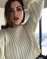 Eduardo vargas y su esposa, la brasileña daniela colett, están más felices que nunca a la espera del nacimiento de su próximo hijo, y se han encargado de mostrar todo el proceso de su embarazo a. Esposa De Eduardo Vargas Aclara Rumores Sobre Una Intervencion En Su Rostro Tecache Cl